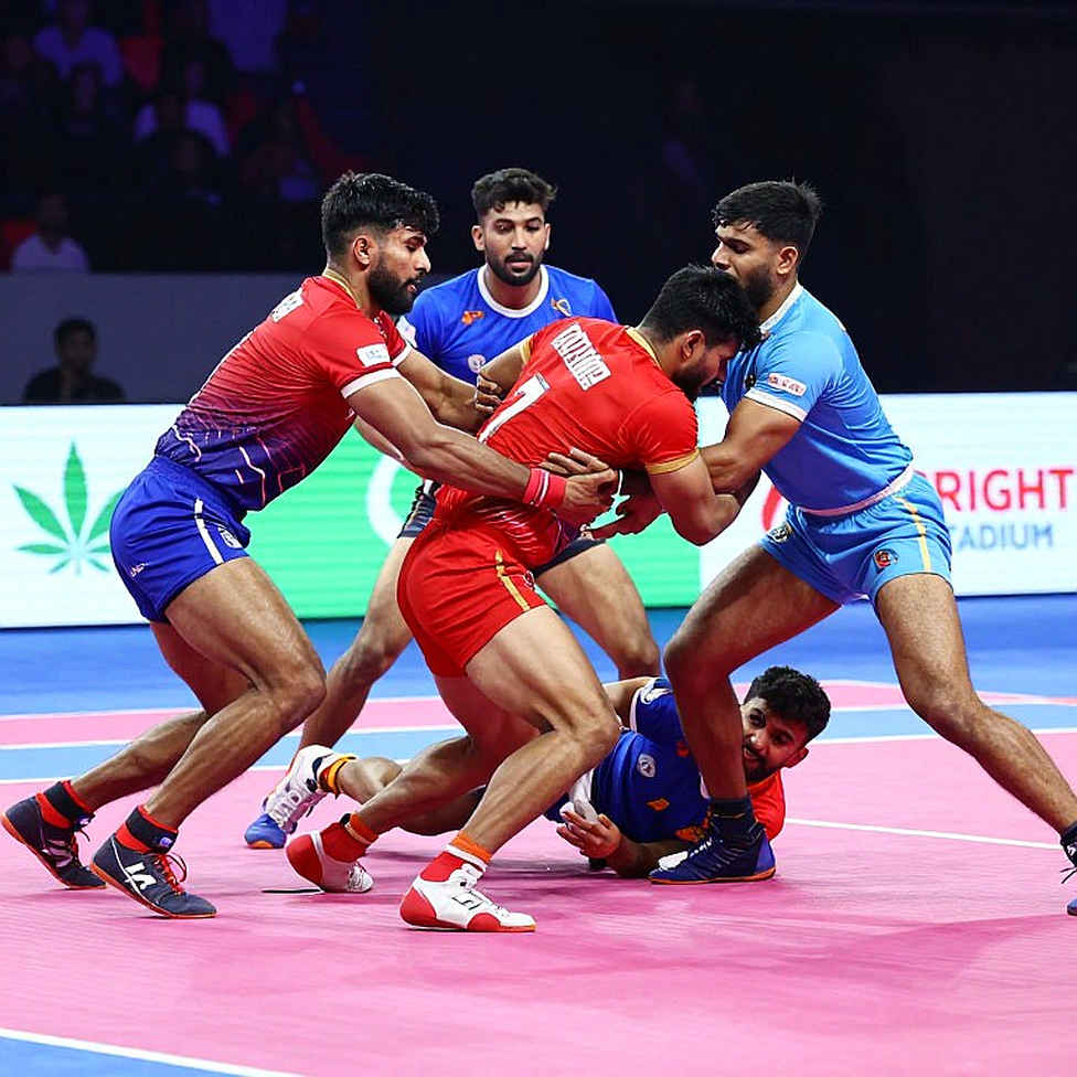 46-26 का फ़ासला, 26 का सवाल: युगांडा से पहले भारत की असली चिंता अपनी रक्षा है 46-26 का फ़ासला, 26 का सवाल: युगांडा से पहले भारत की असली चिंता अपनी रक्षा है