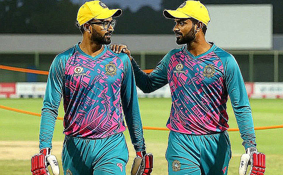 Between Strategy and Data: The Cricket Analysis Scenario With No Information at All Between Strategy and Data: The Cricket Analysis Scenario With No Information at All